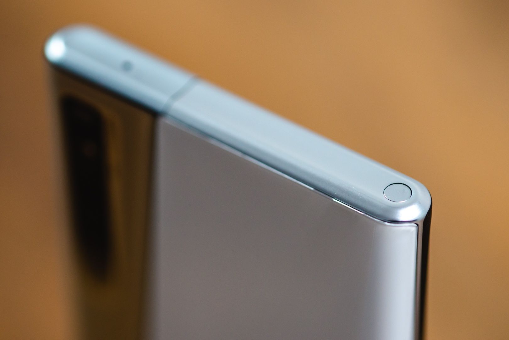 OPPO X 2021 rolka