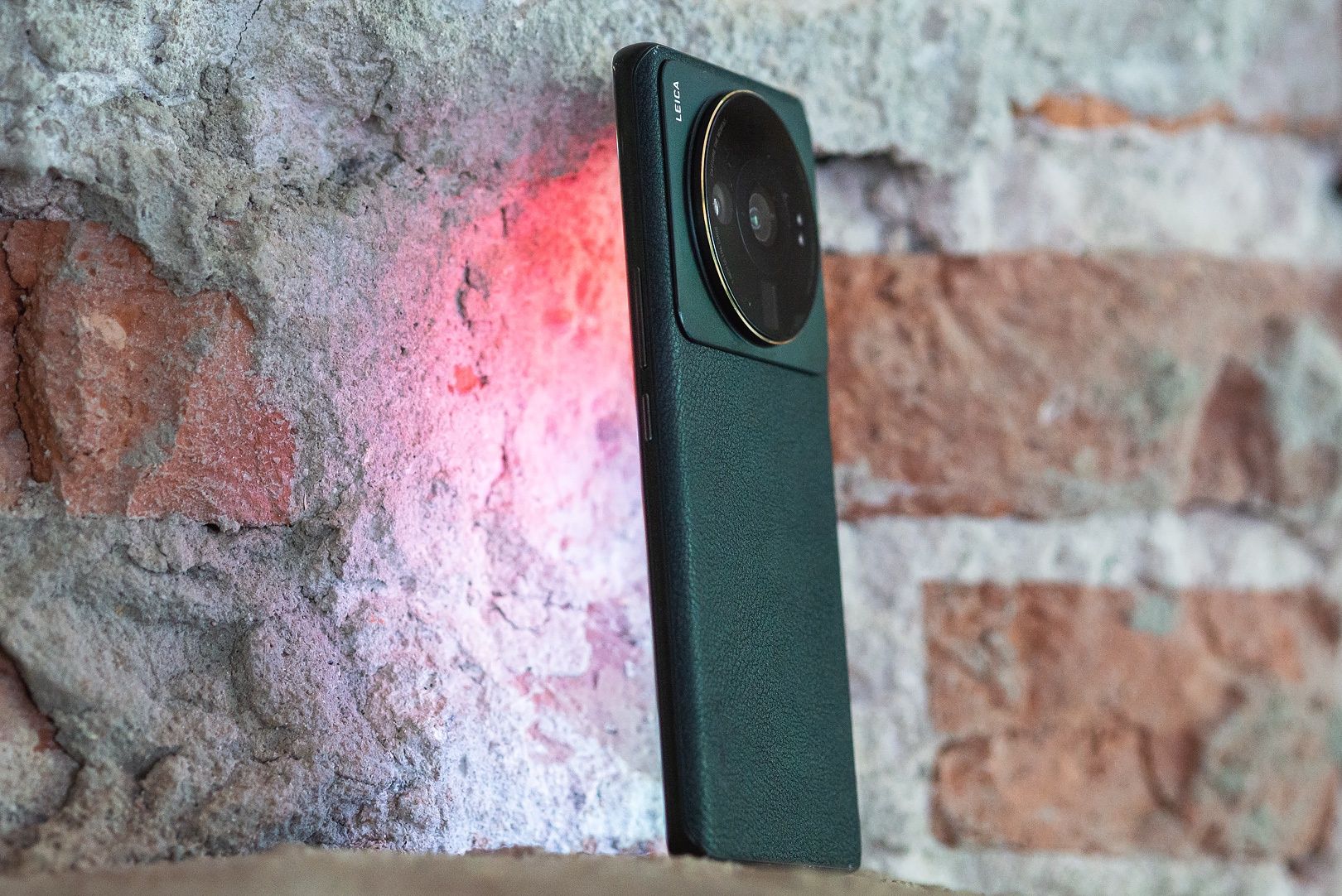 Xiaomi 12S Ultra bok