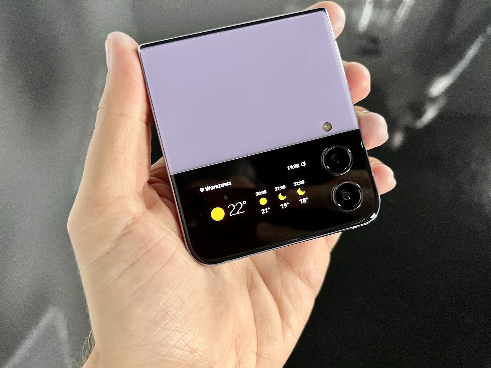 Samsung Galaxy Flip 4