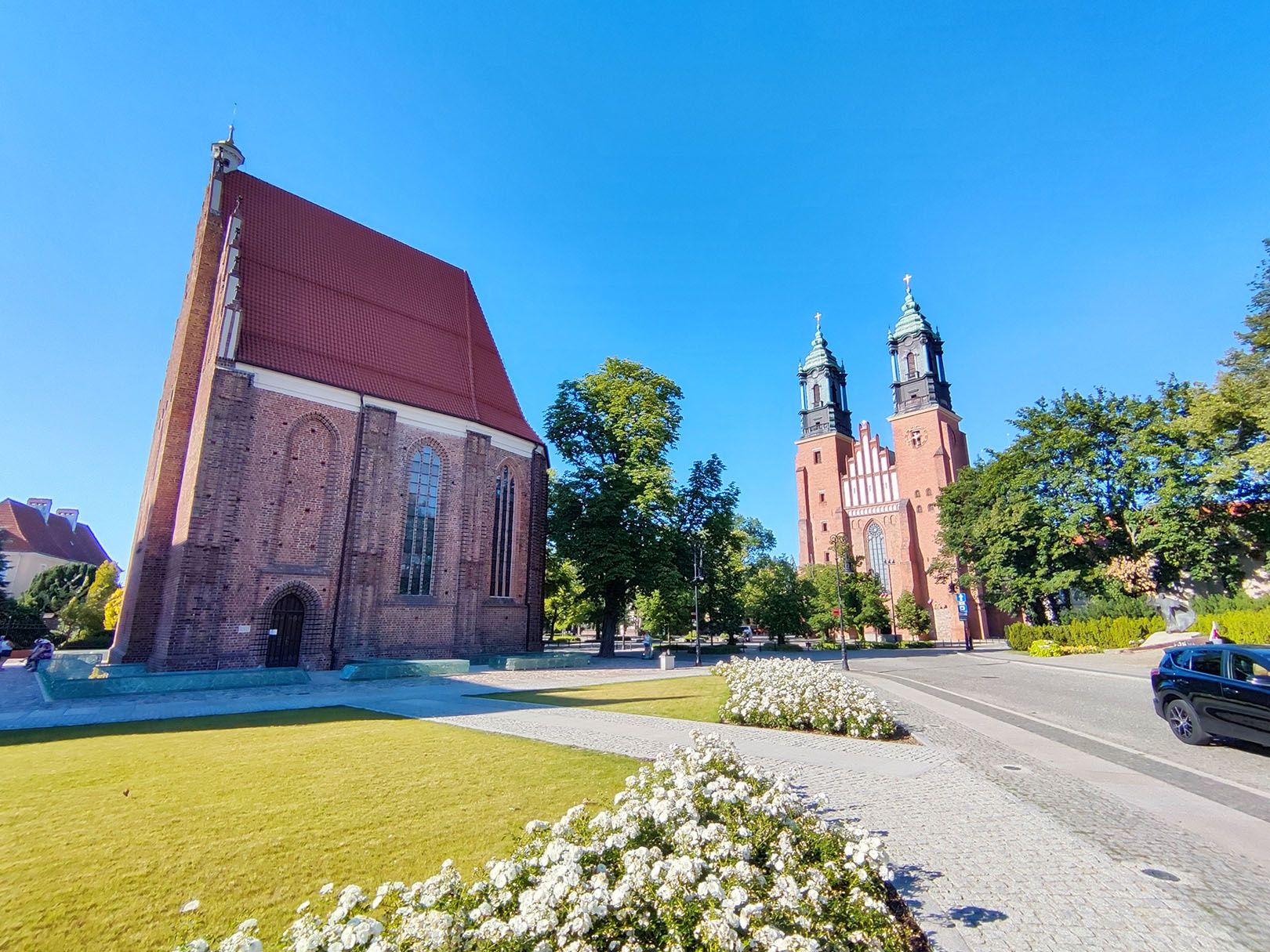 POCO F4 - aparat tylny, ultraszerokokątny