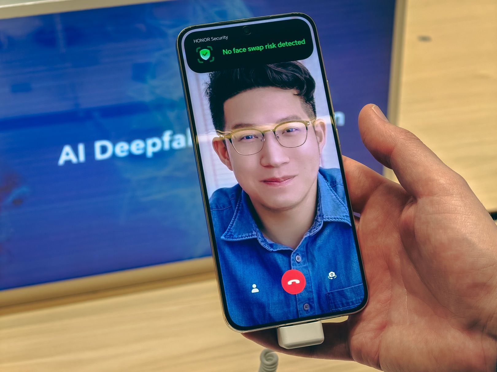 Honor Magic 7 Pro AI Swap Detection