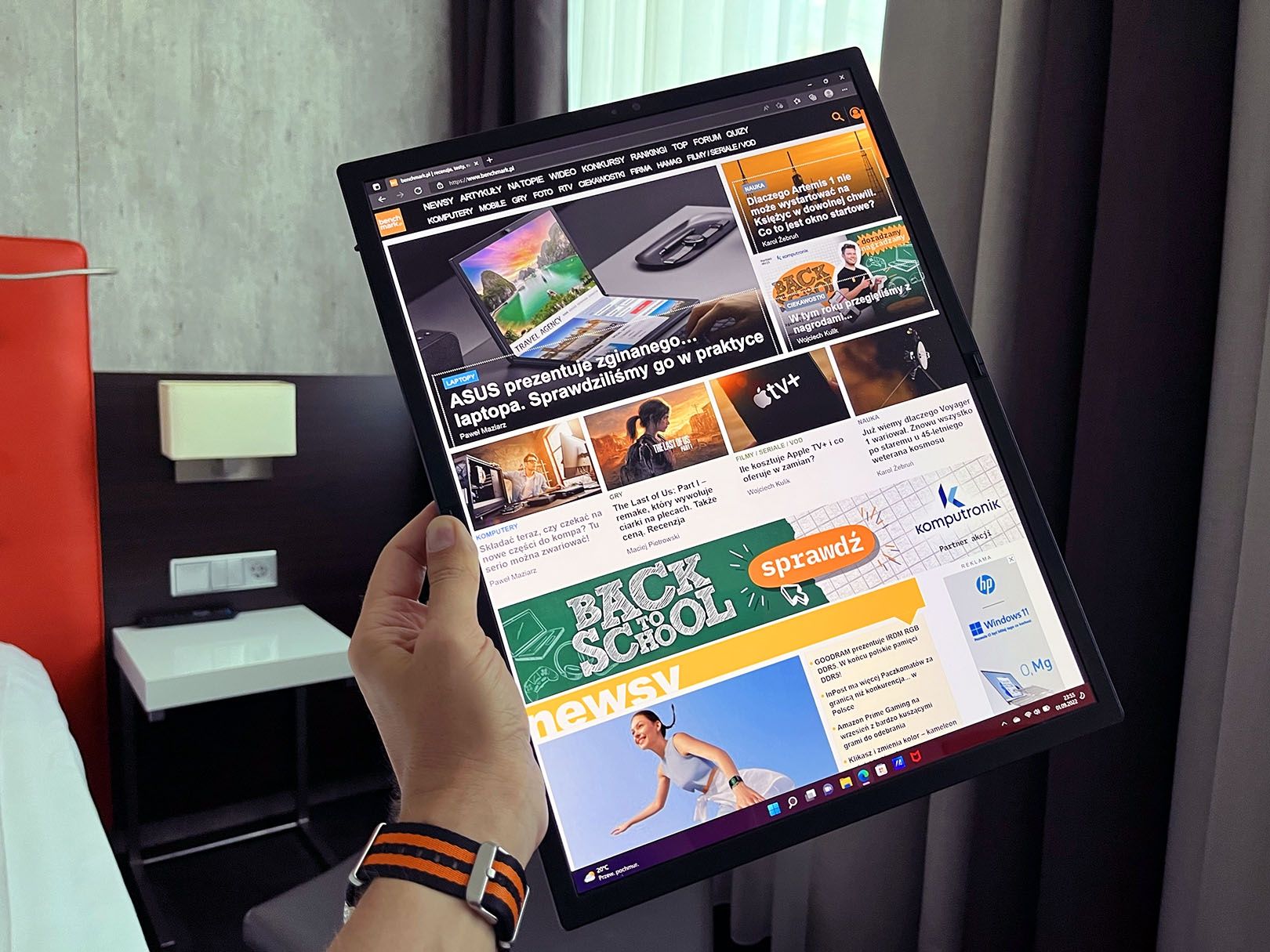 Asus ZenBook 17 Fold OLED - recenzja