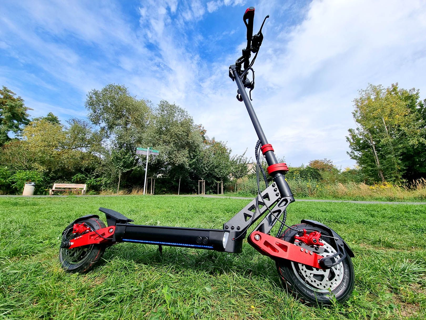 Motus PRO 10 Sport czy PRO 10 Sport 2021 - która jest lepsza?