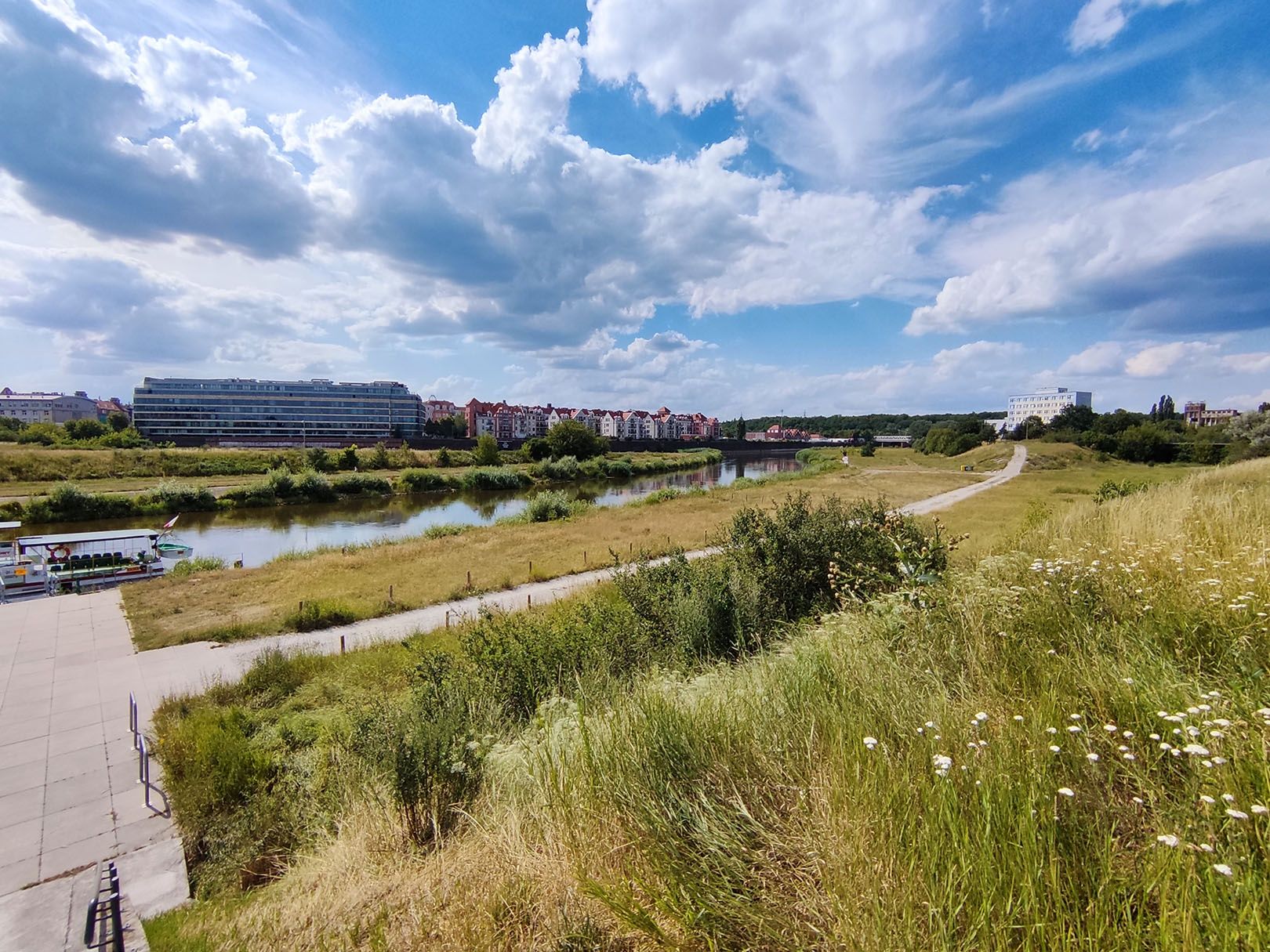 POCO F4 5G - aparat tylny, ultraszerokokątny