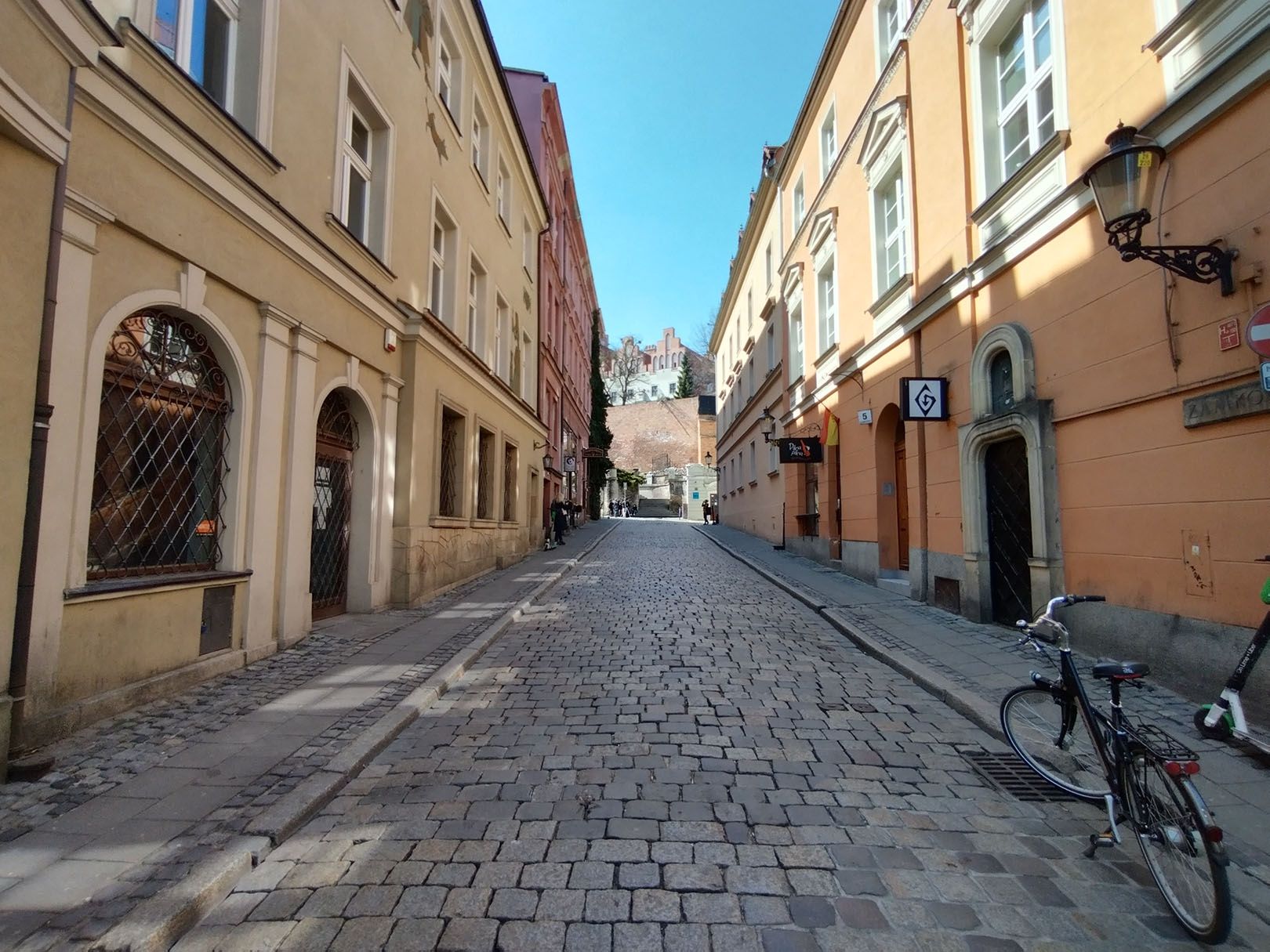 aparat tylny, ultraszerokokątny