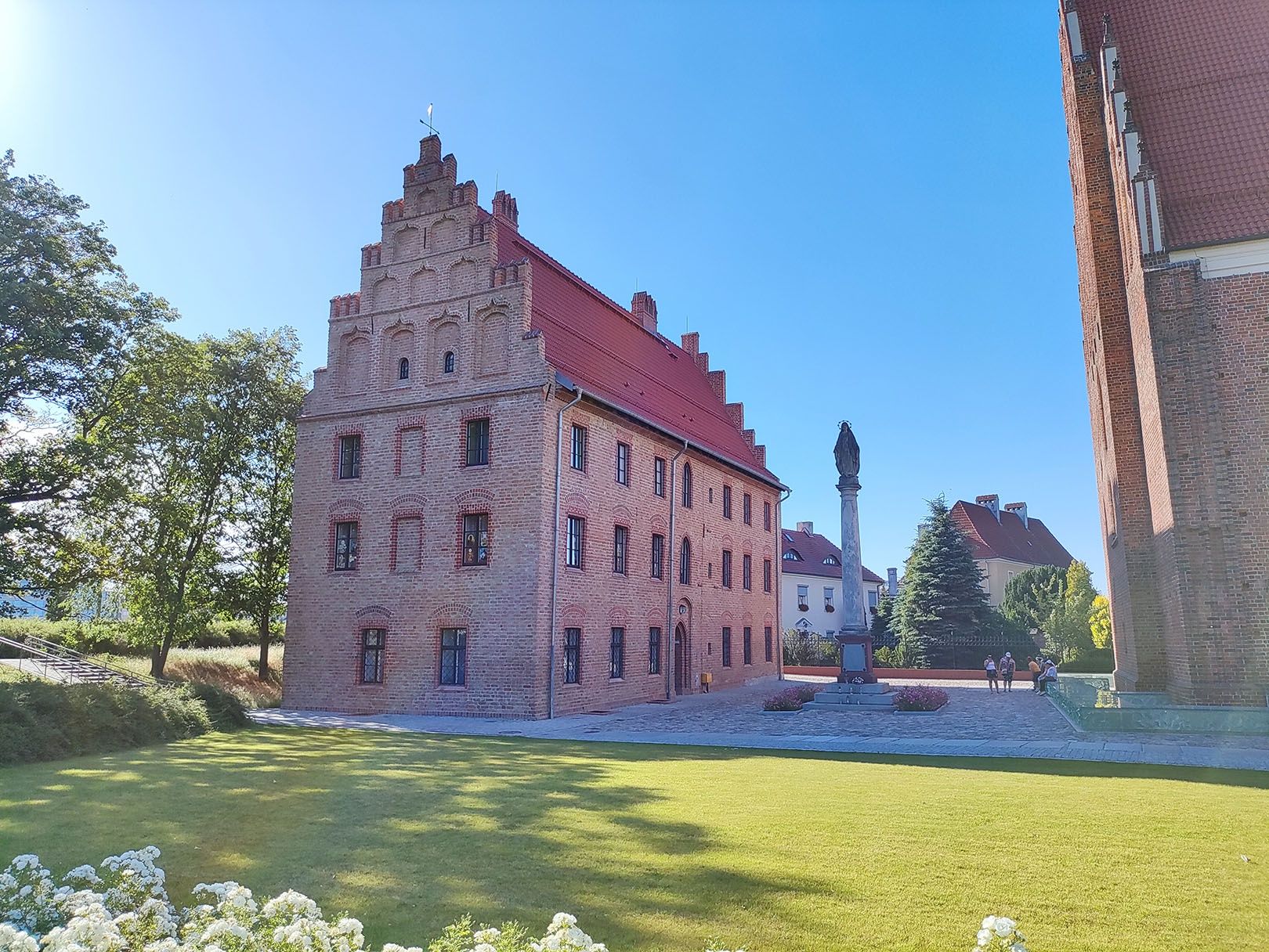 POCO F4 - aparat tylny, podstawowy