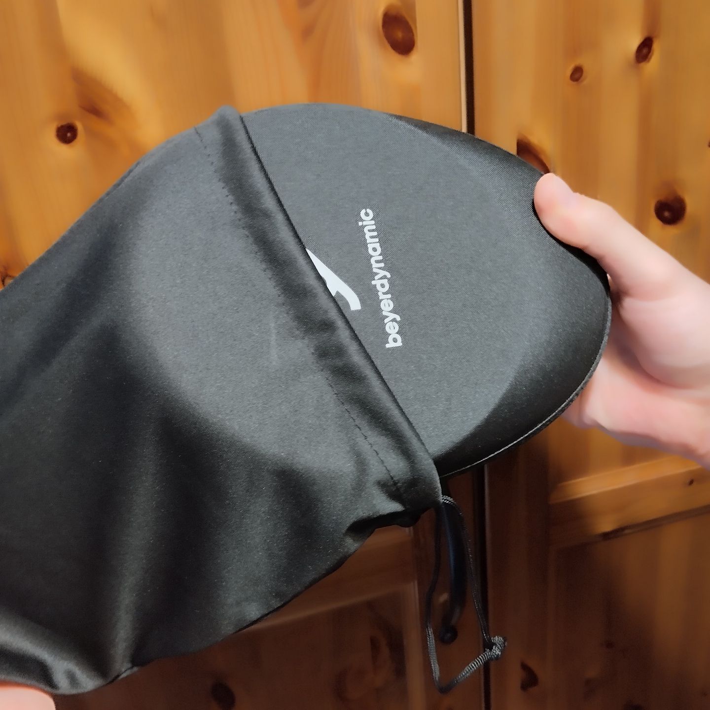 Beyerdynamic Aventho 300