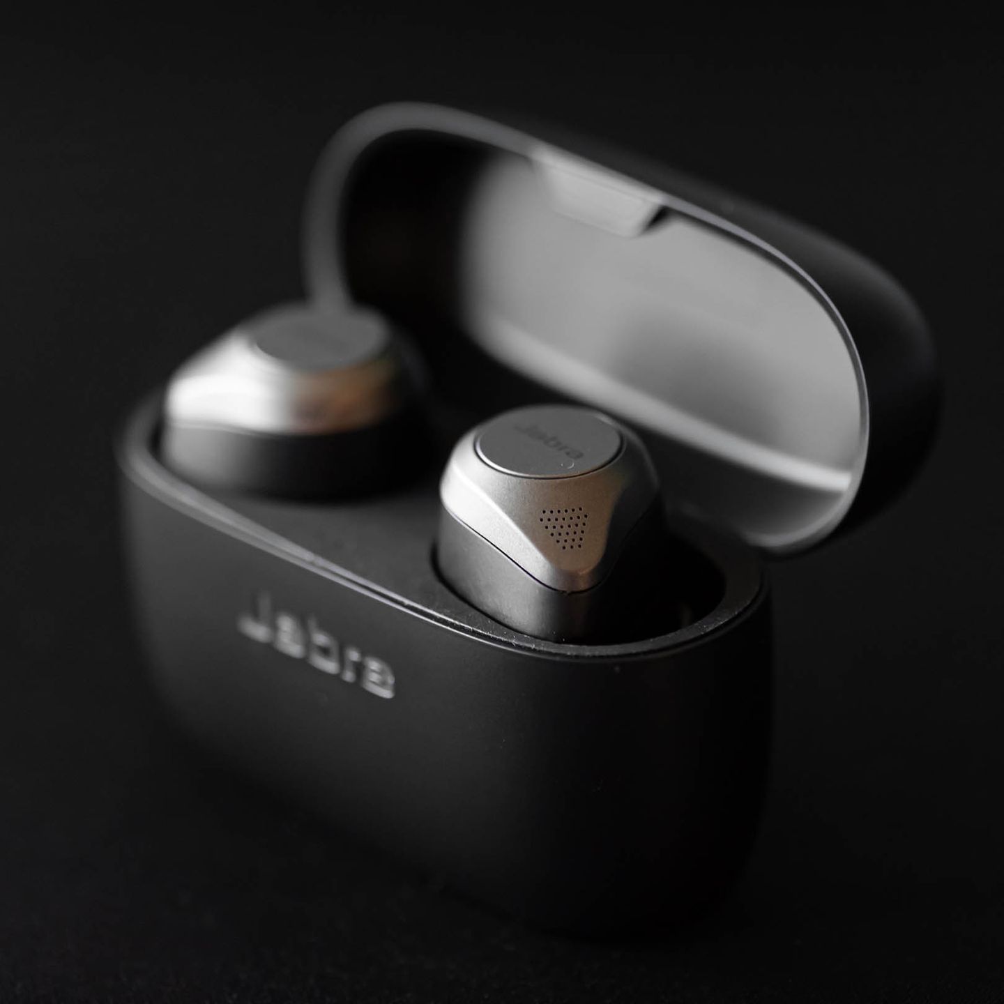 Jabra 85t