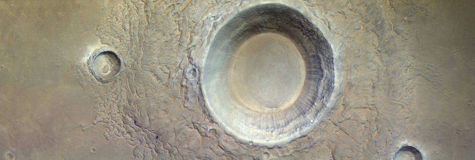 Krater na terenie Utopia Planitia