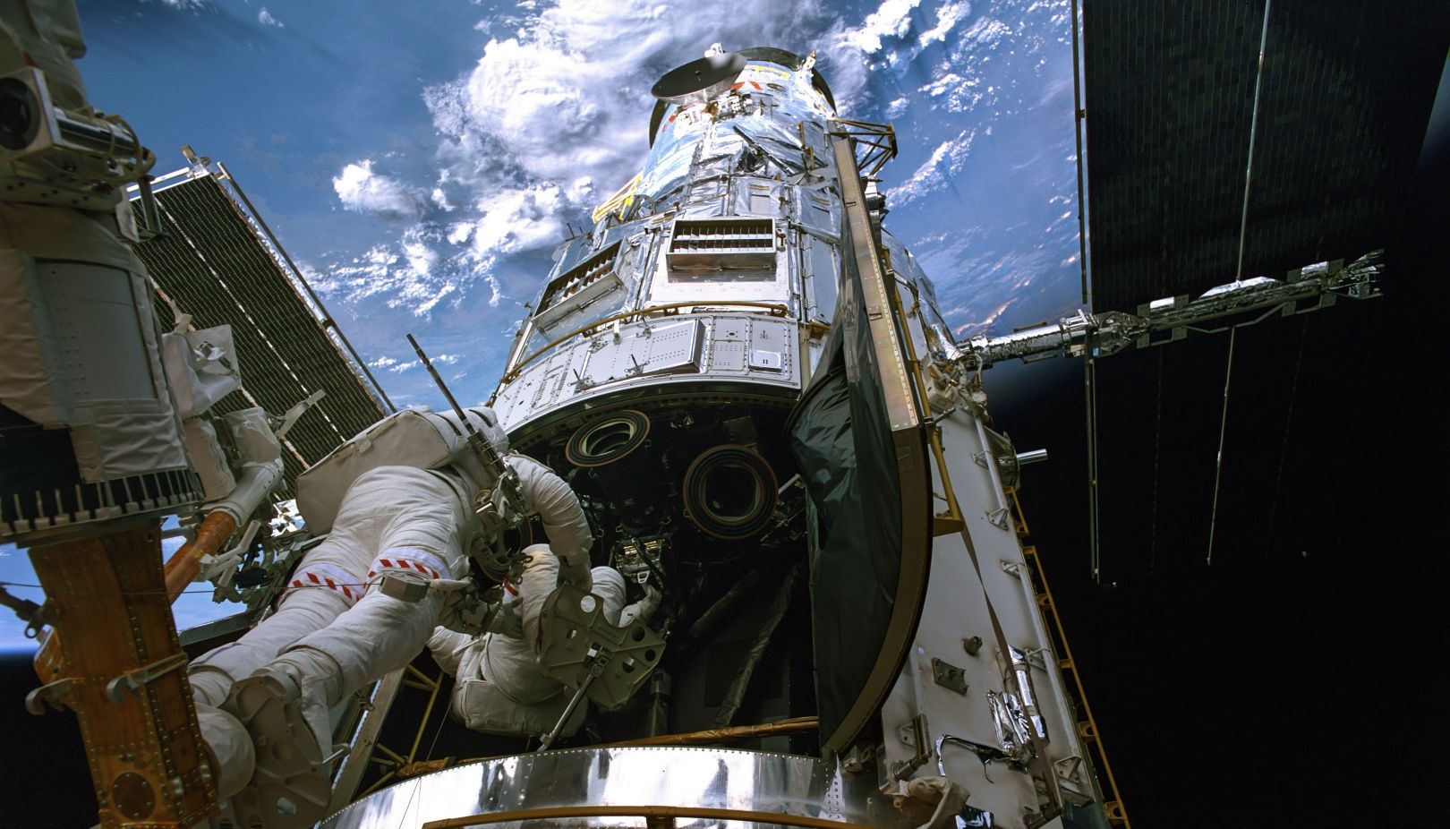 Serwisowanie Hubble po raz piąty (SM4)