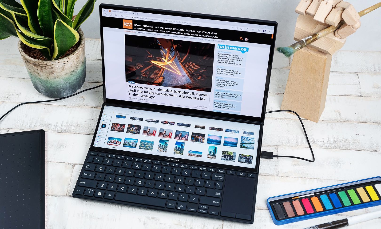 ASUS Zenbook Pro 14 Duo OLED środowisko robocze