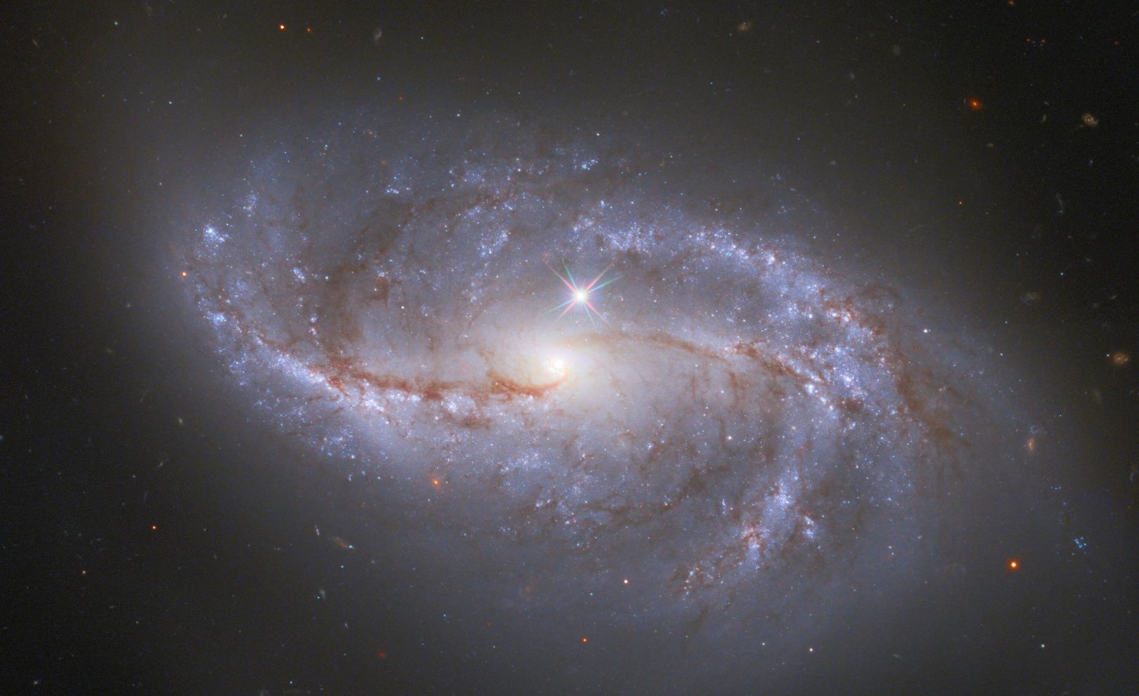 NGC 2608