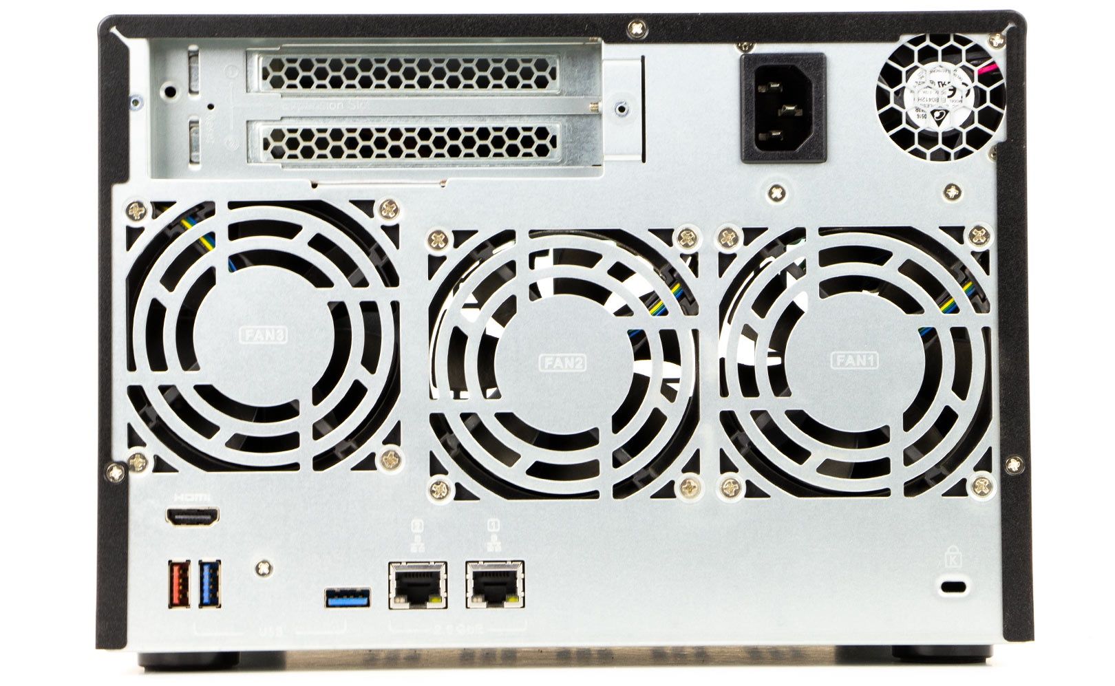 QNAP TVS-675 8GB - z tyłu (złącza)