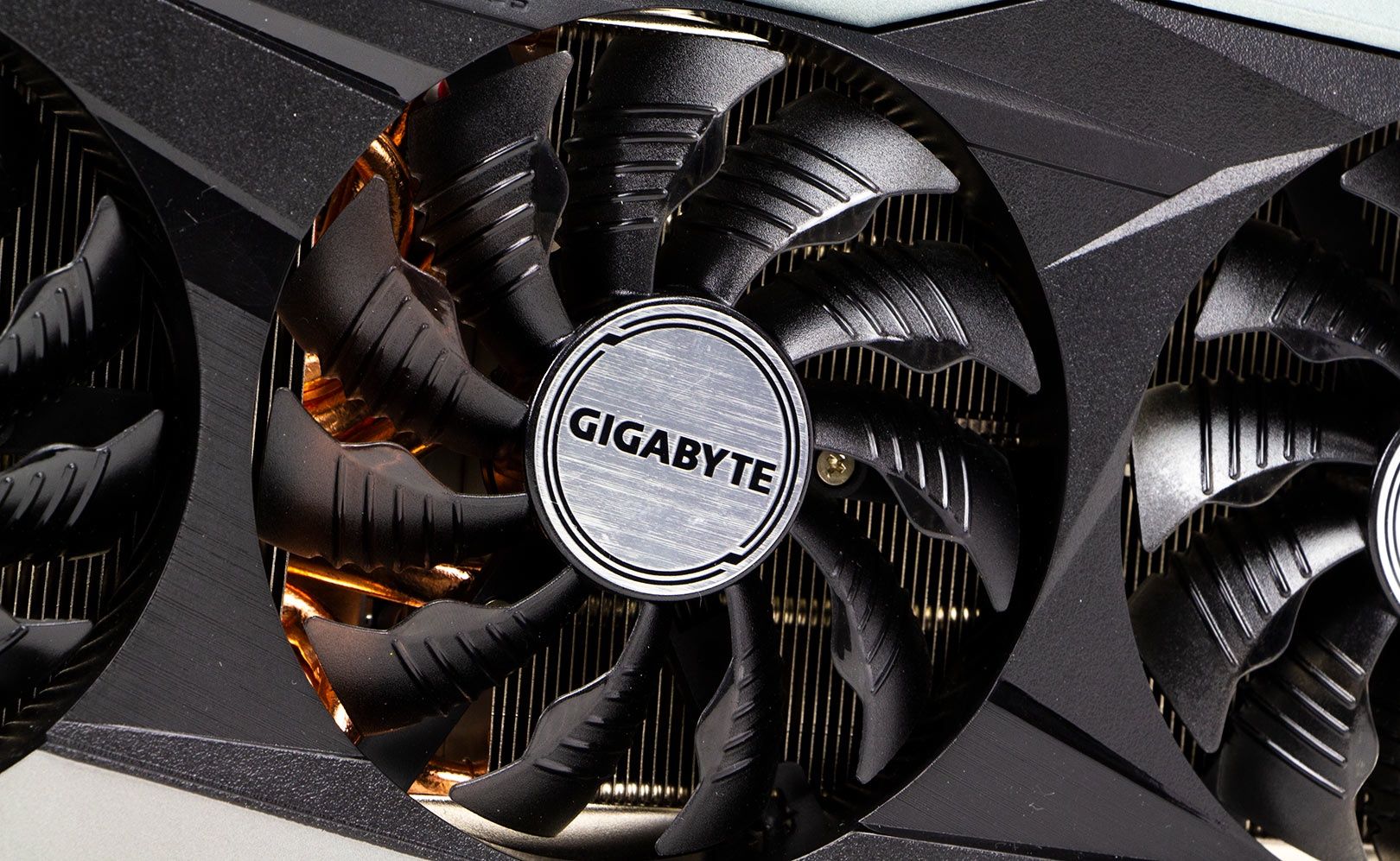 Gigabyte GeForce RTX 3080 Ti Gaming OC 12G - wentylatory