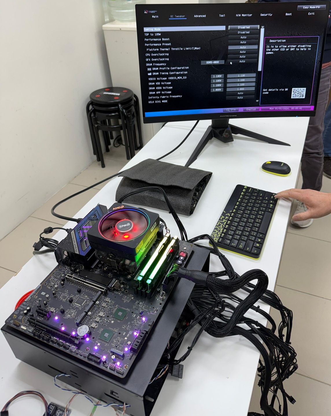 ASRock X870E NOVA WIFI