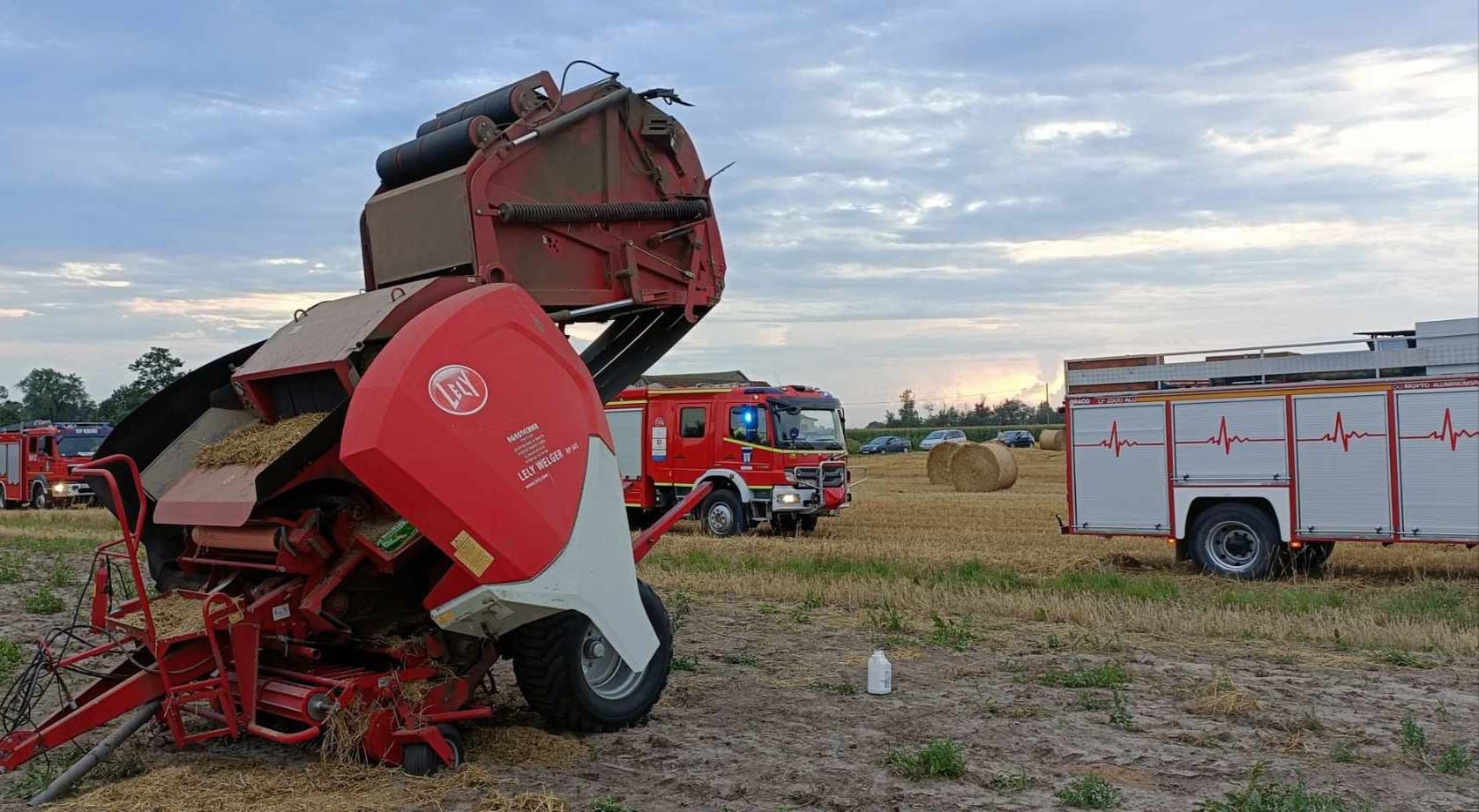 Pożar maszyny rolniczej 
