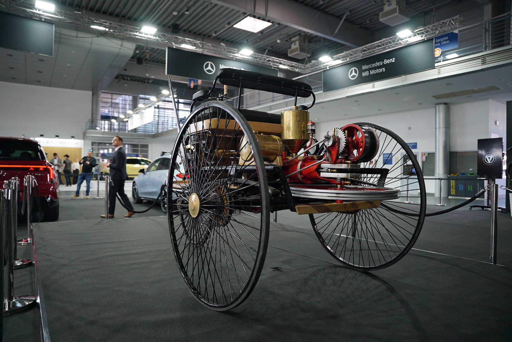 Nowy elektryczny GLC i 800 V w centrum uwagi. MB Motors pokazuje