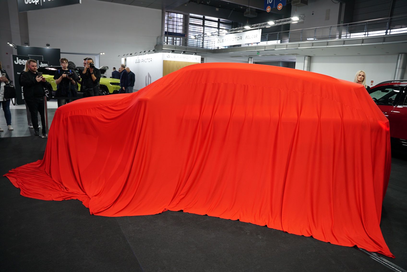 Nowy elektryczny GLC i 800 V w centrum uwagi. MB Motors pokazuje