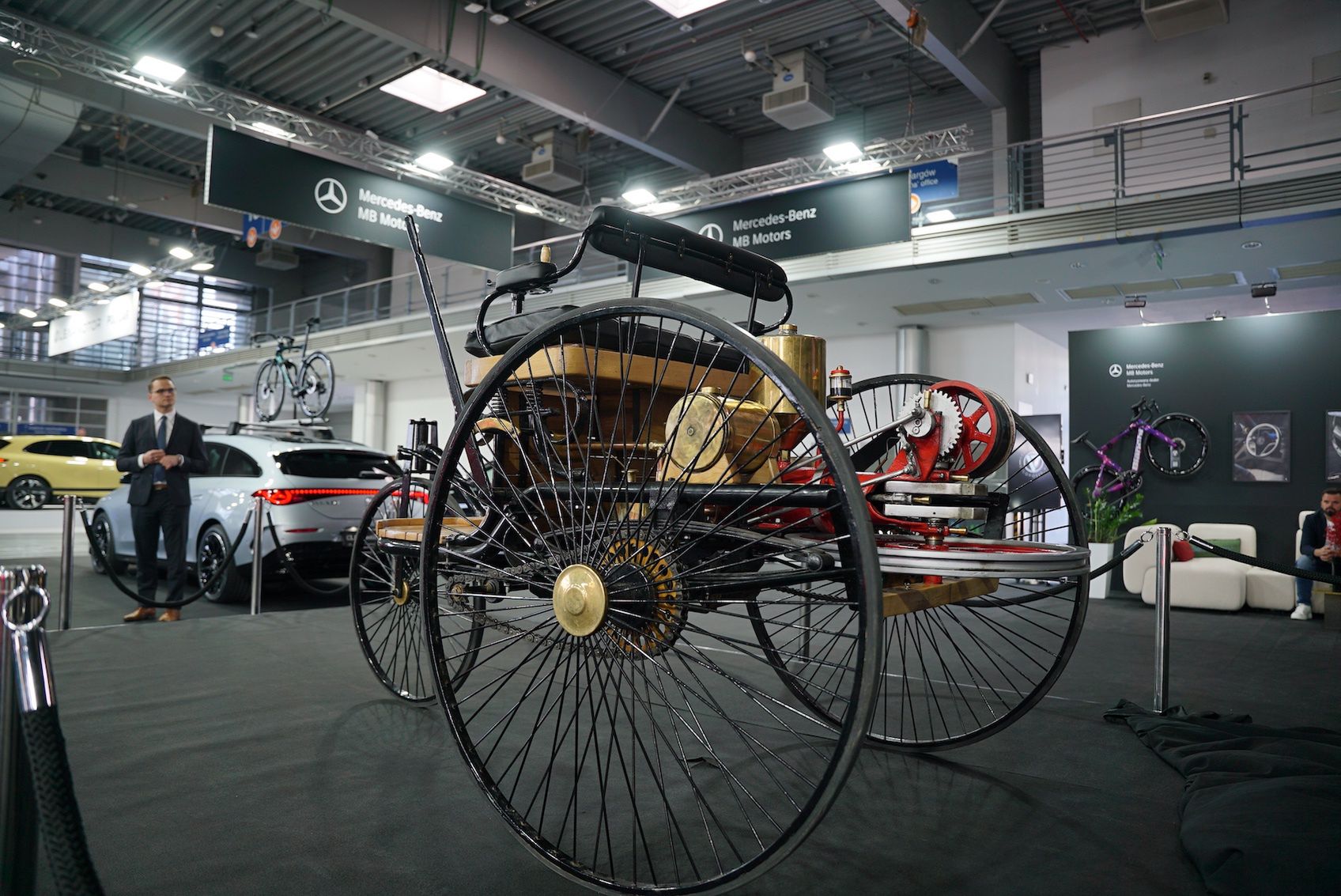 Nowy elektryczny GLC i 800 V w centrum uwagi. MB Motors pokazuje