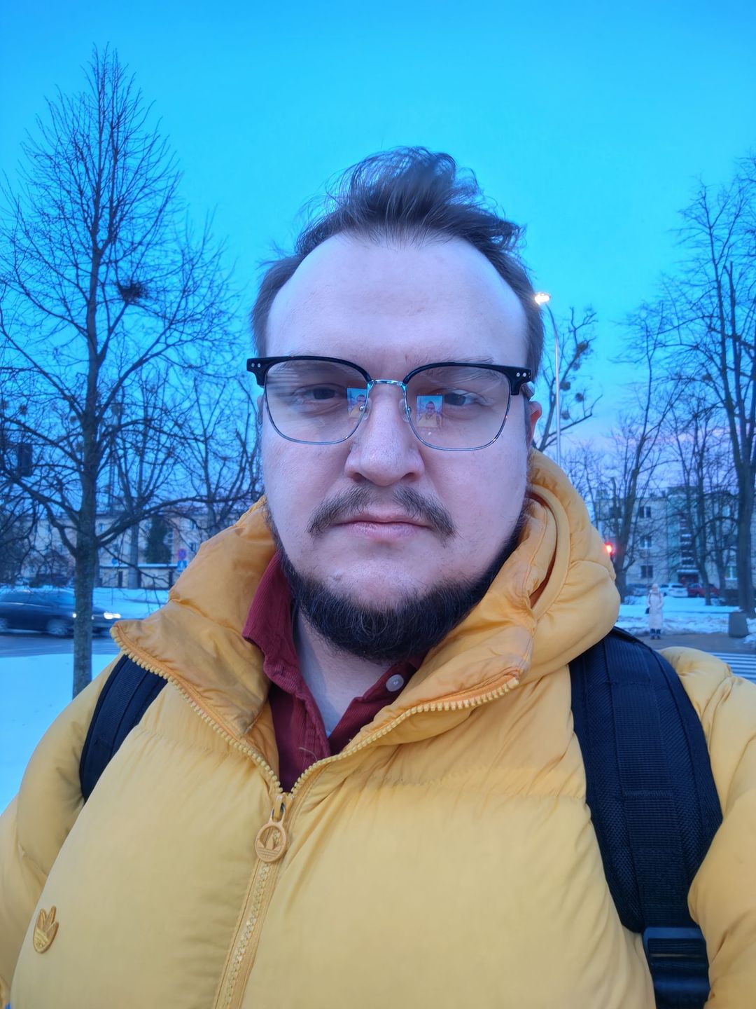 Zdjęciw z przedniego aparatu Honor Magic 8 Lite