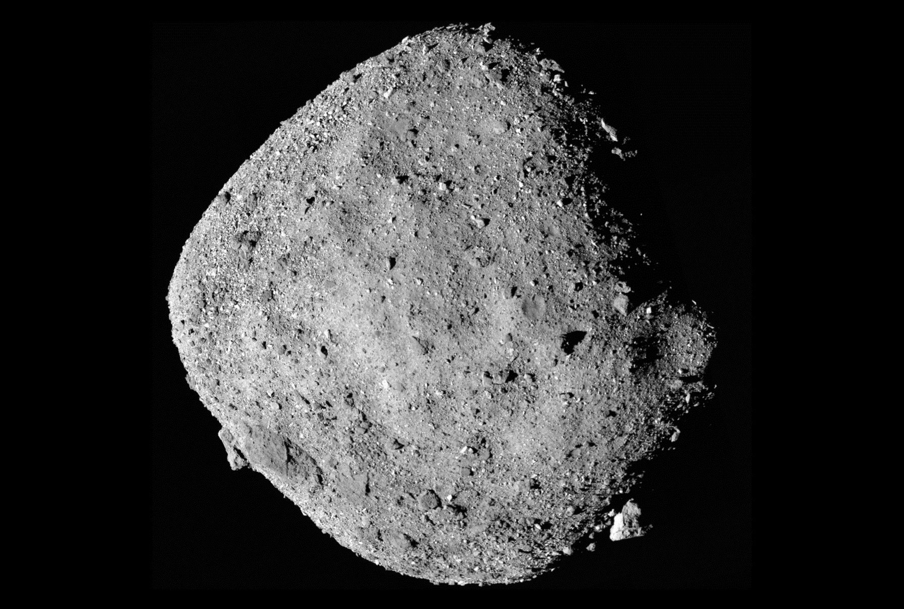 Bennu wygląd cała asteroida