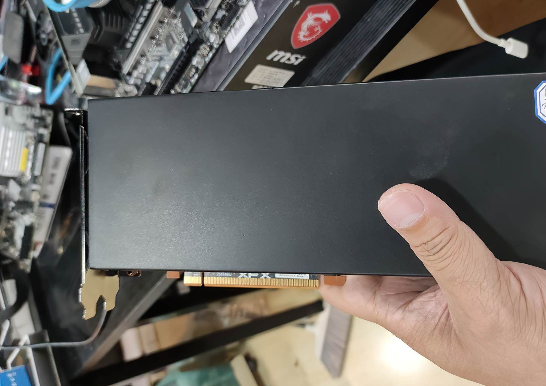 XFX Radeon - karta do koparek kryptowalut