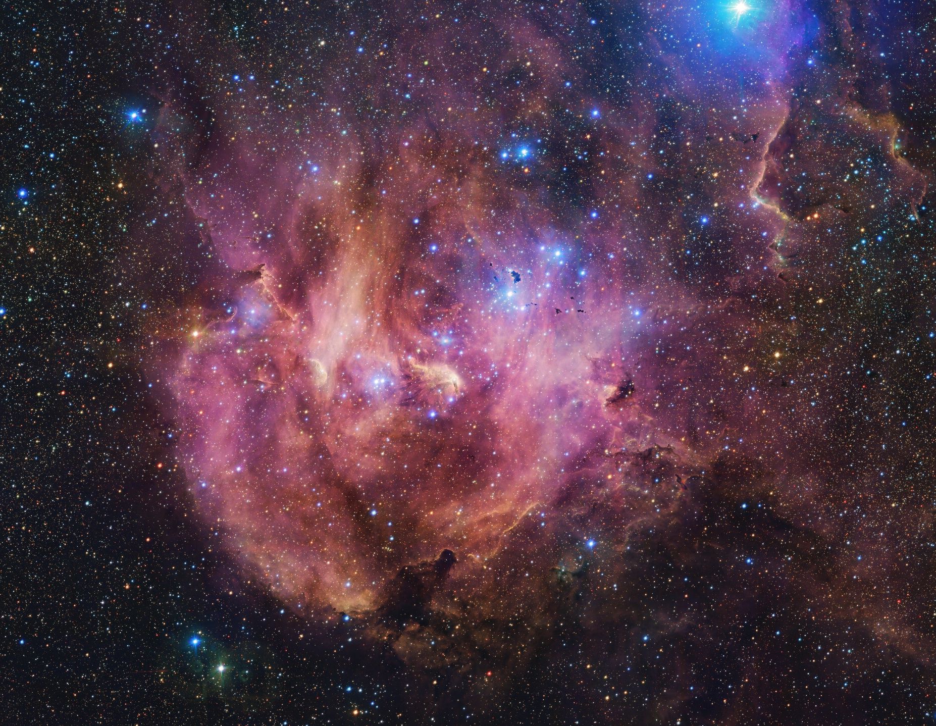 Zbliżenie IC2944