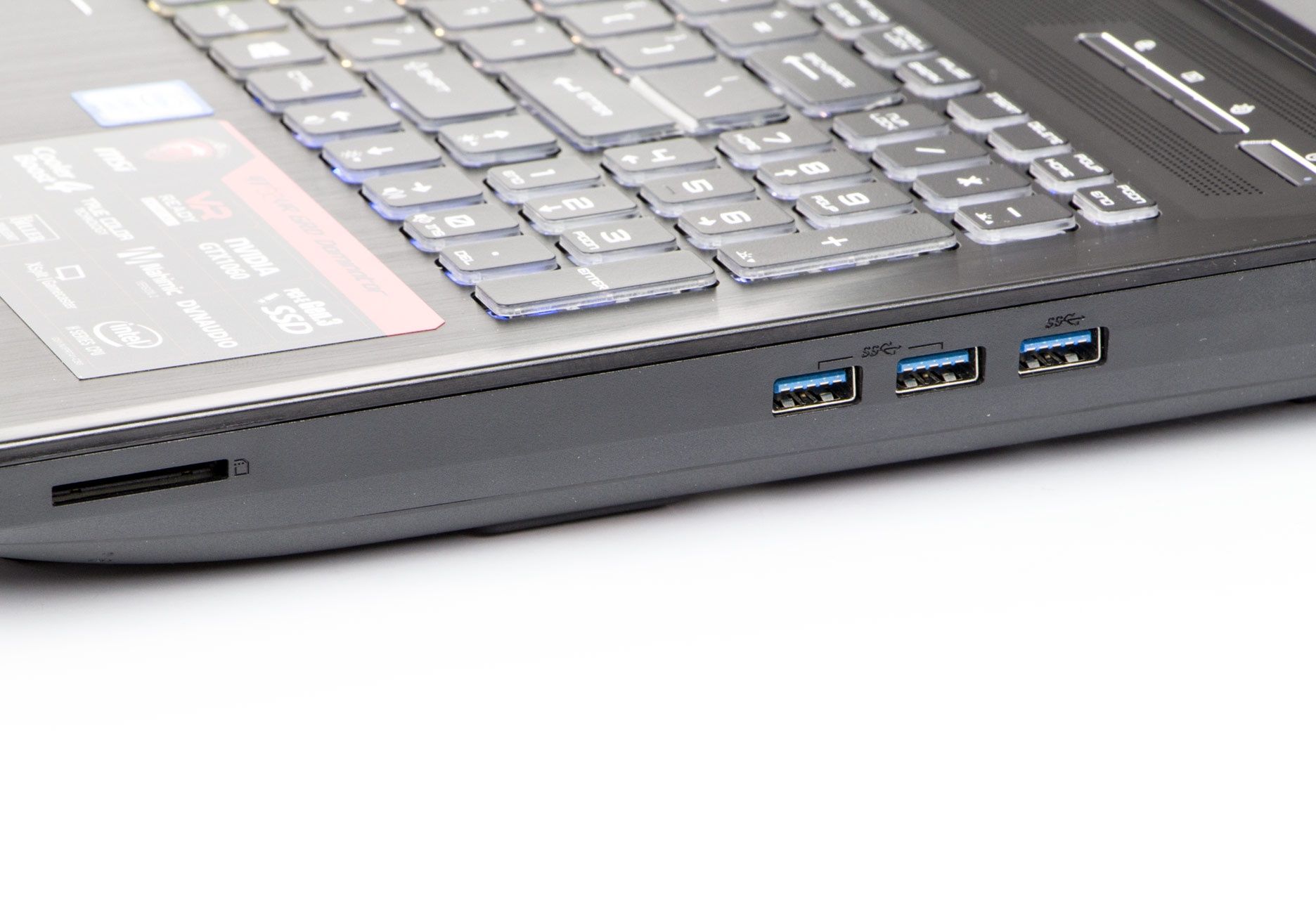 MSI GT73VR 6RE prawy bok