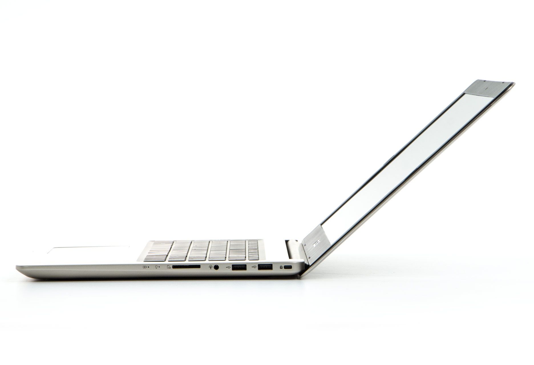 Asus VivoBook Pro 15 zawias