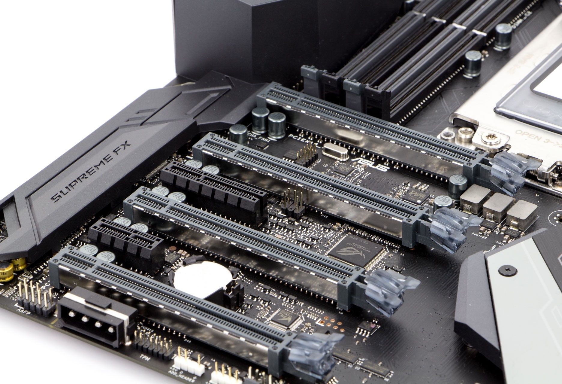 ASUS ROG Zenith Extreme