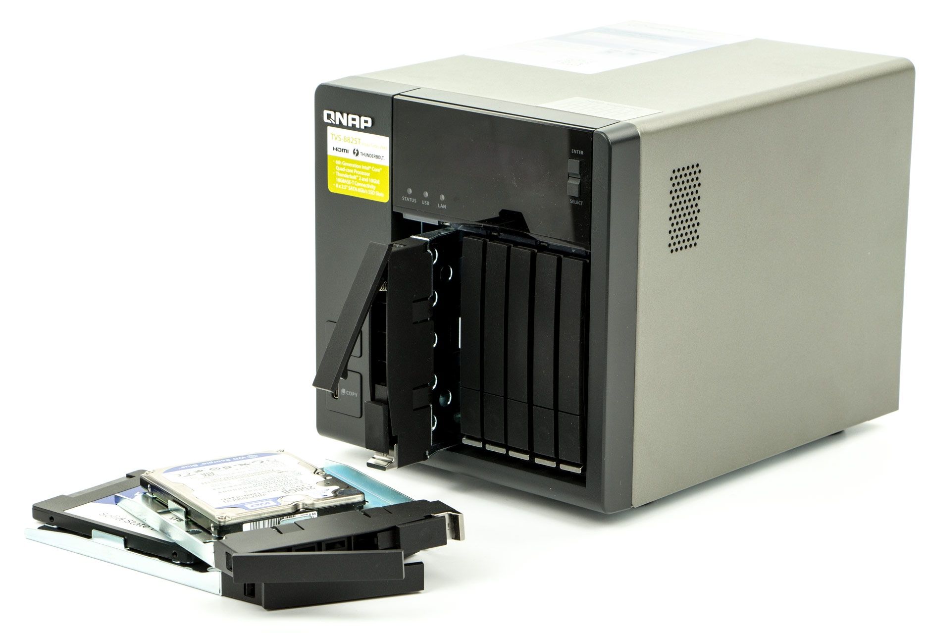 QNAP TVS-882ST dyski