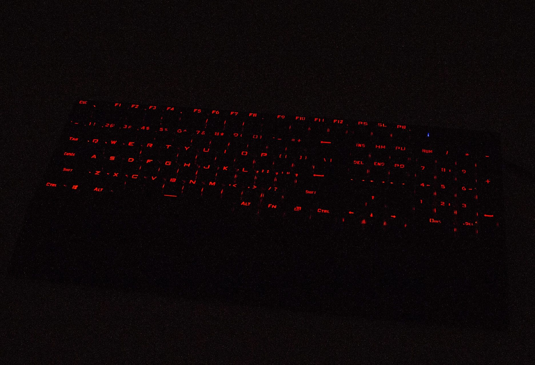 Modecom Volvano Gamer - czerwone podświetlenie