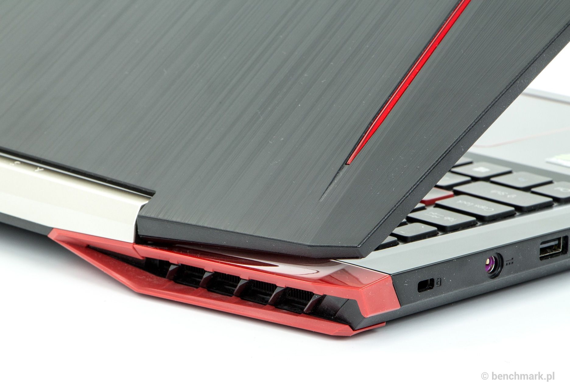 Acer Aspire VX 15 tył