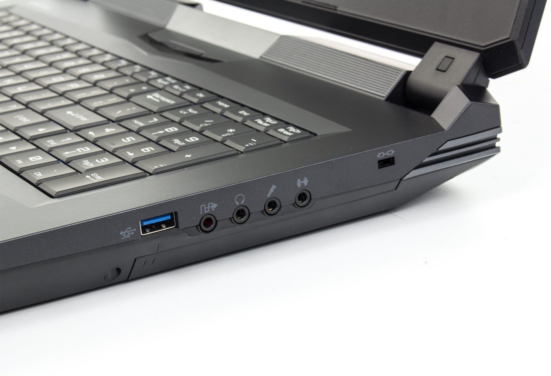 Hyperbook X77DM-G prawy bok