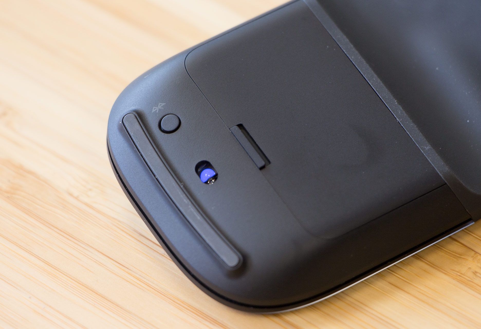 Microsoft Arc Mouse przycisk Blutooth
