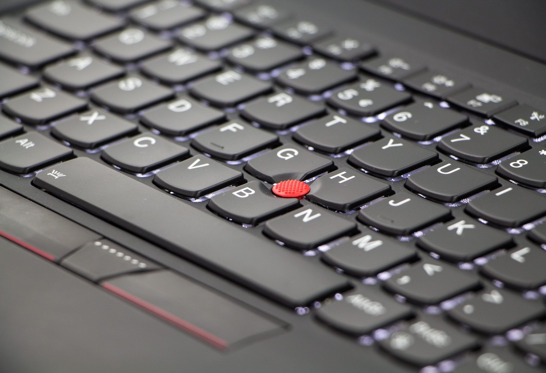 Lenovo ThinkPad X1 Carbon 5 trackpoint