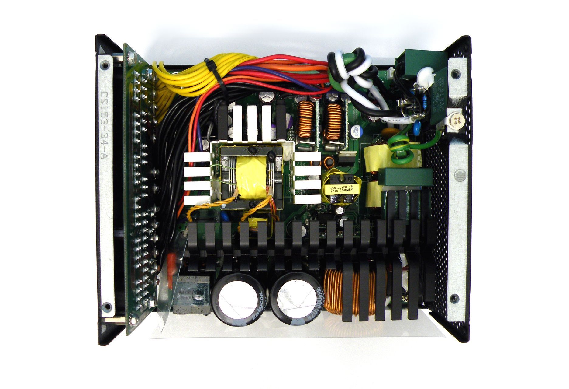 Gigabyte XP1200M Xtreme Gaming - wnętrze