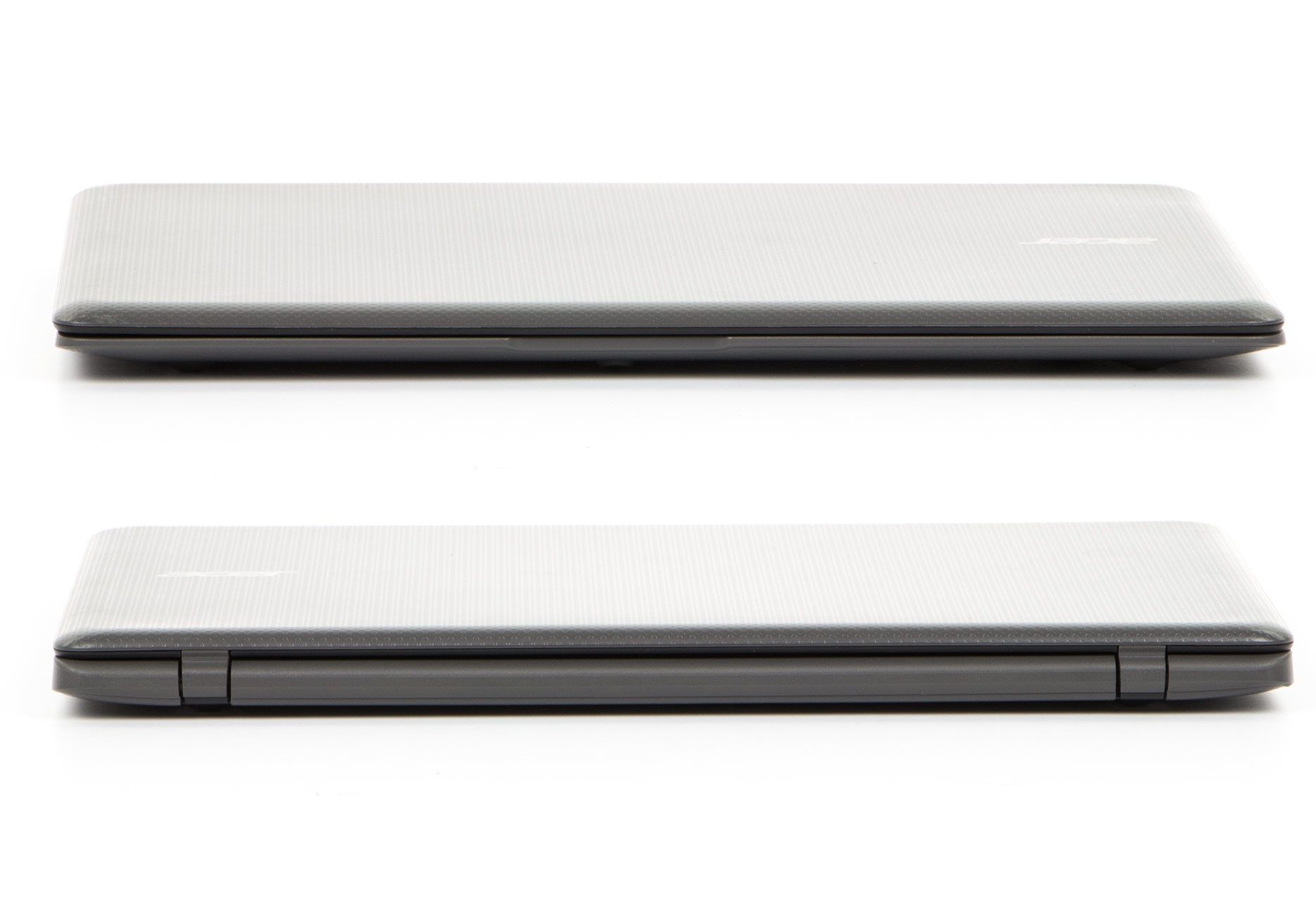 Acer Aspire One Cloudbook 11 przód i tył