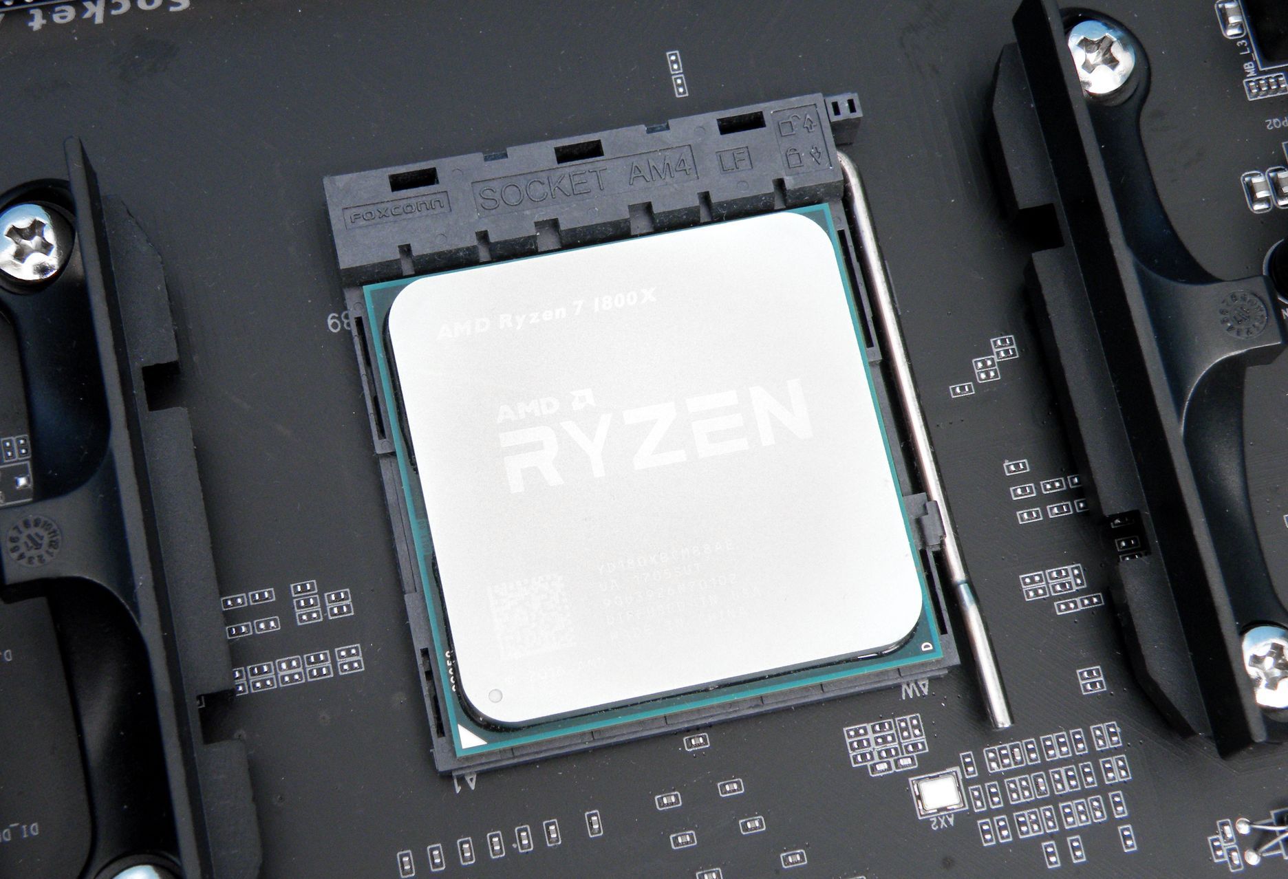 AMD Ryzen 7 1800X