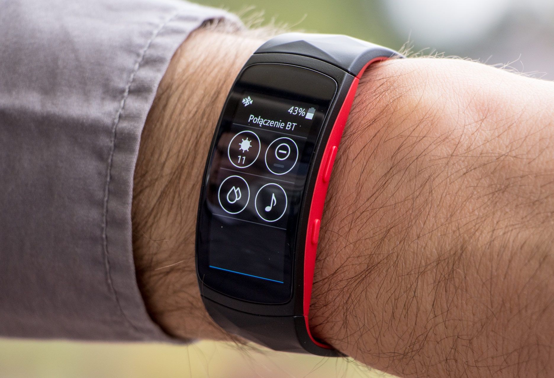 Samsung Gear Fit2 Pro panel sterowania