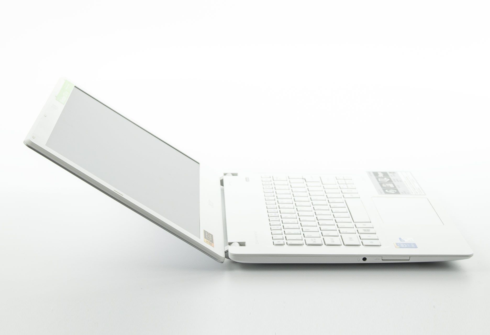 Acer Aspire V3-371-55EH ekran