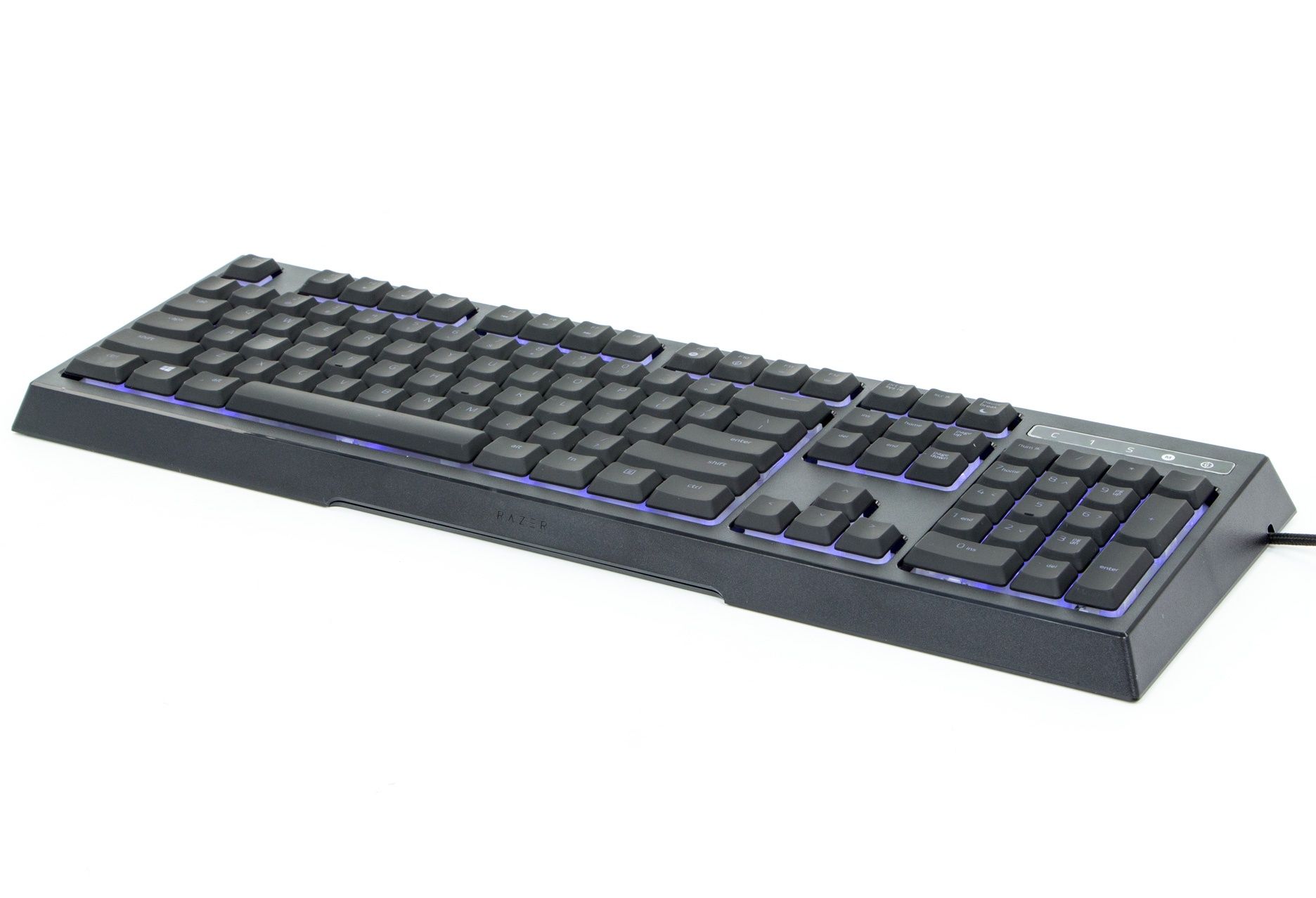 Razer Ornata Chroma - widoczne podświetlenie