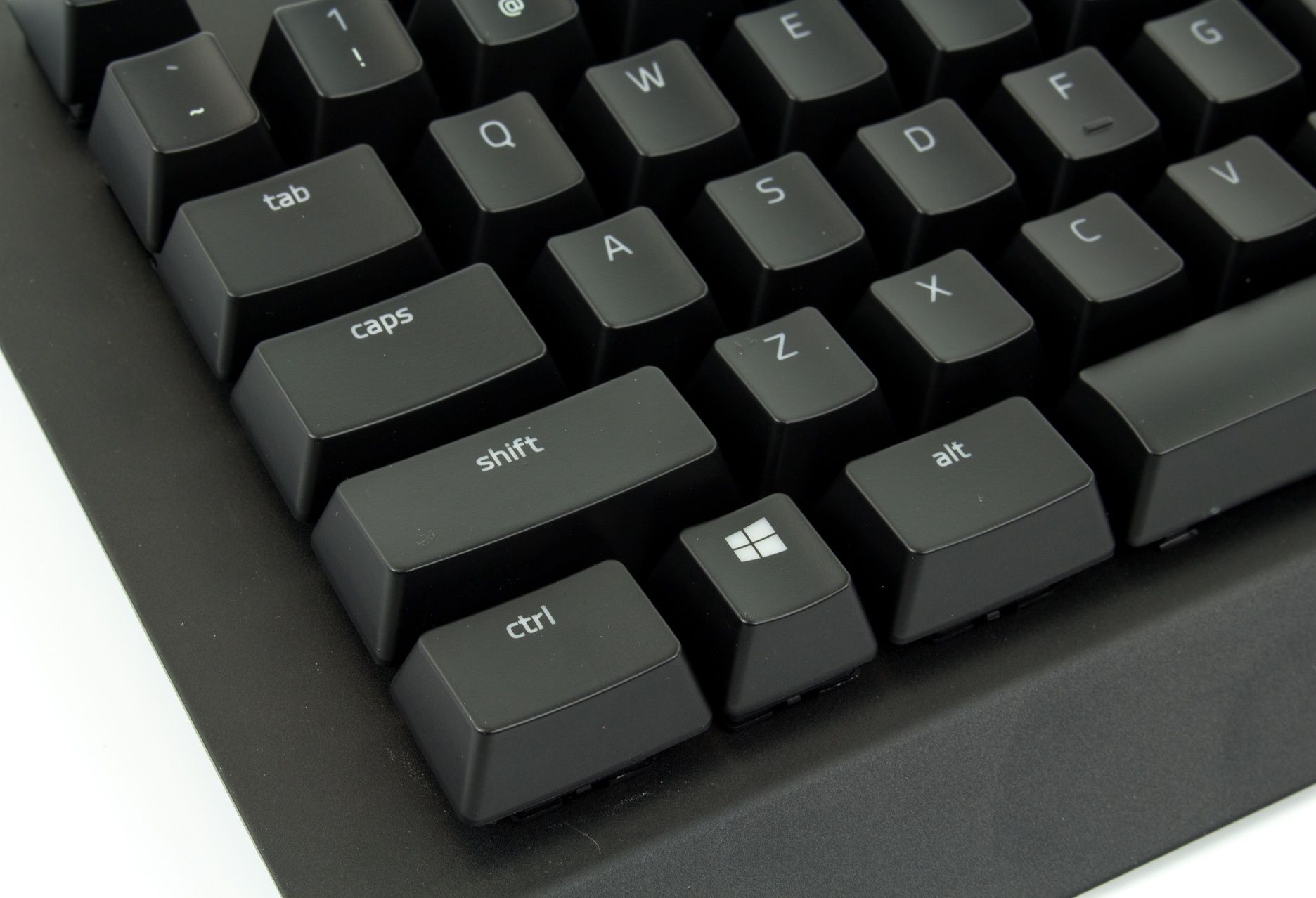 Razer BlackWidow X Chroma - klawisze Shift i Caps