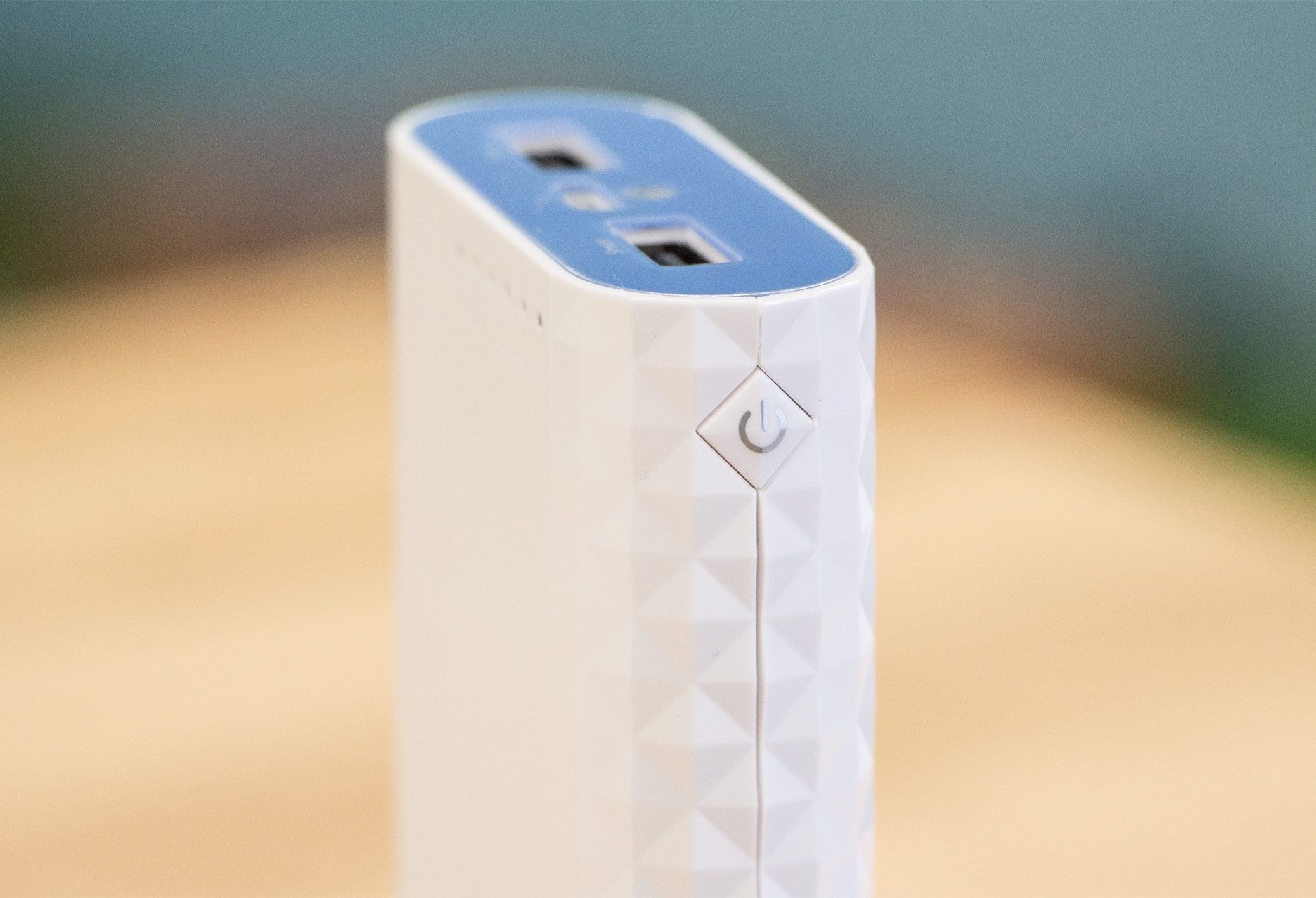 TP-Link TL-PB20100 - włącznik
