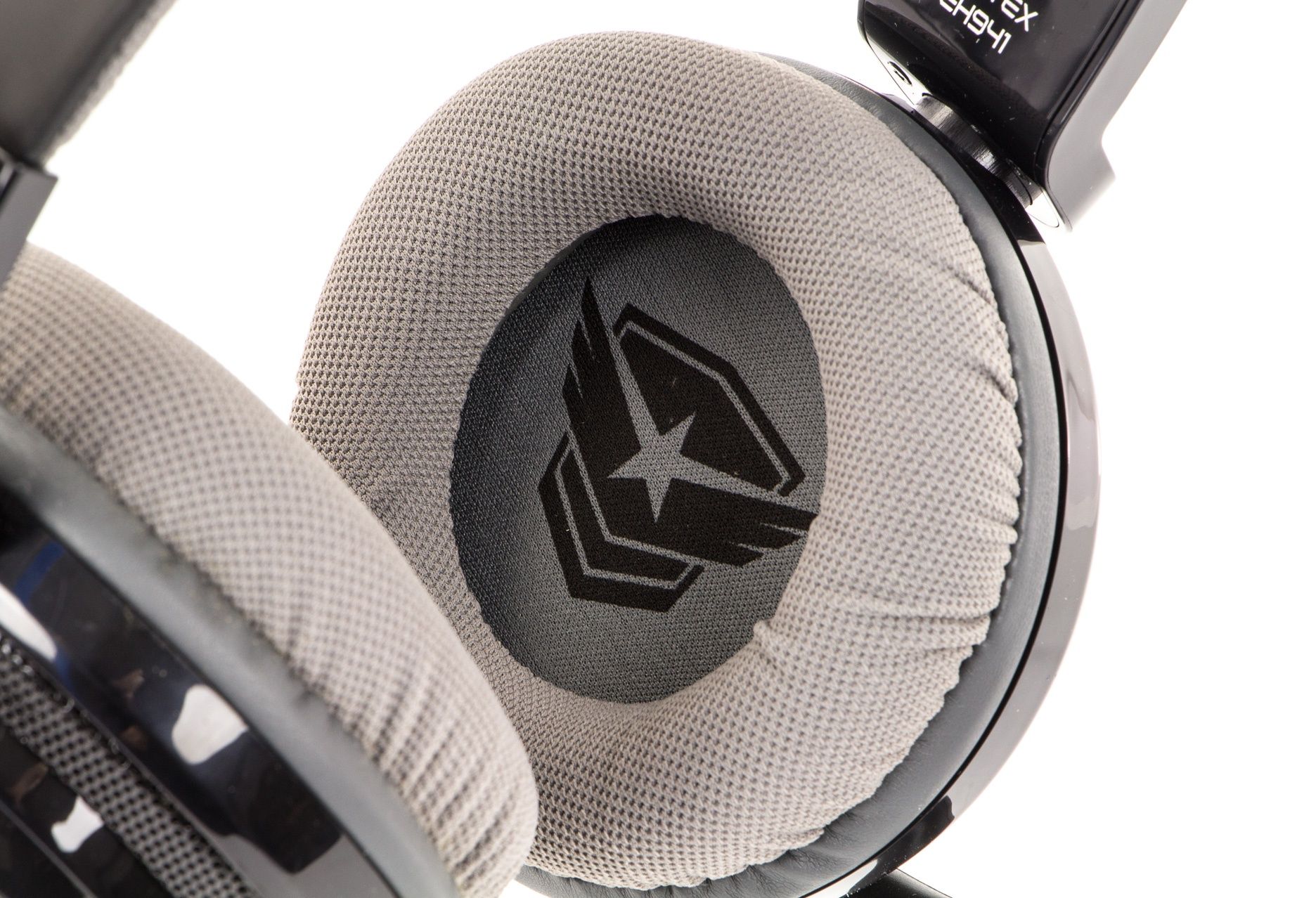 Easars Vortex 7.1 - logo w muszlach