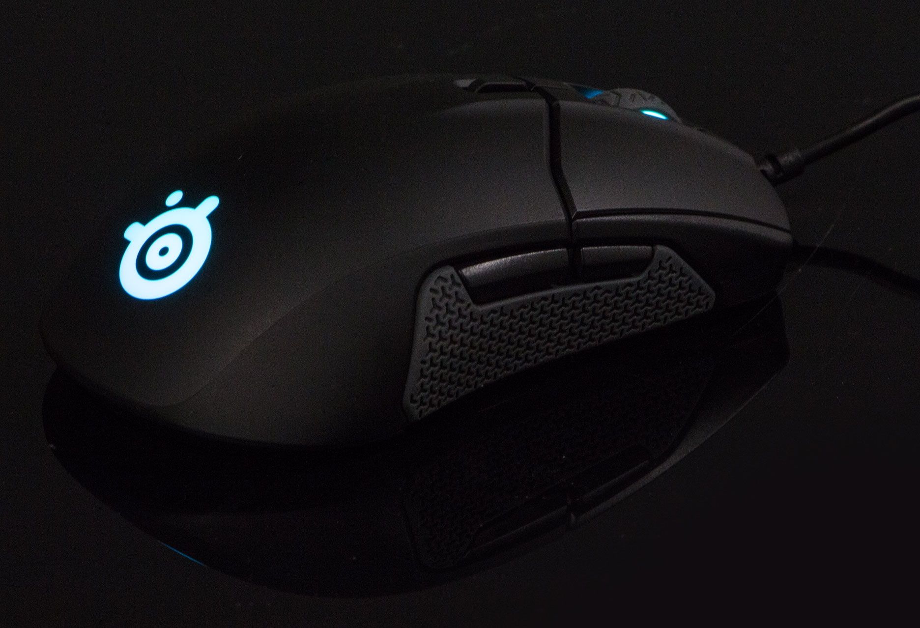 Steelseries Sensei 310 - podświetlenie
