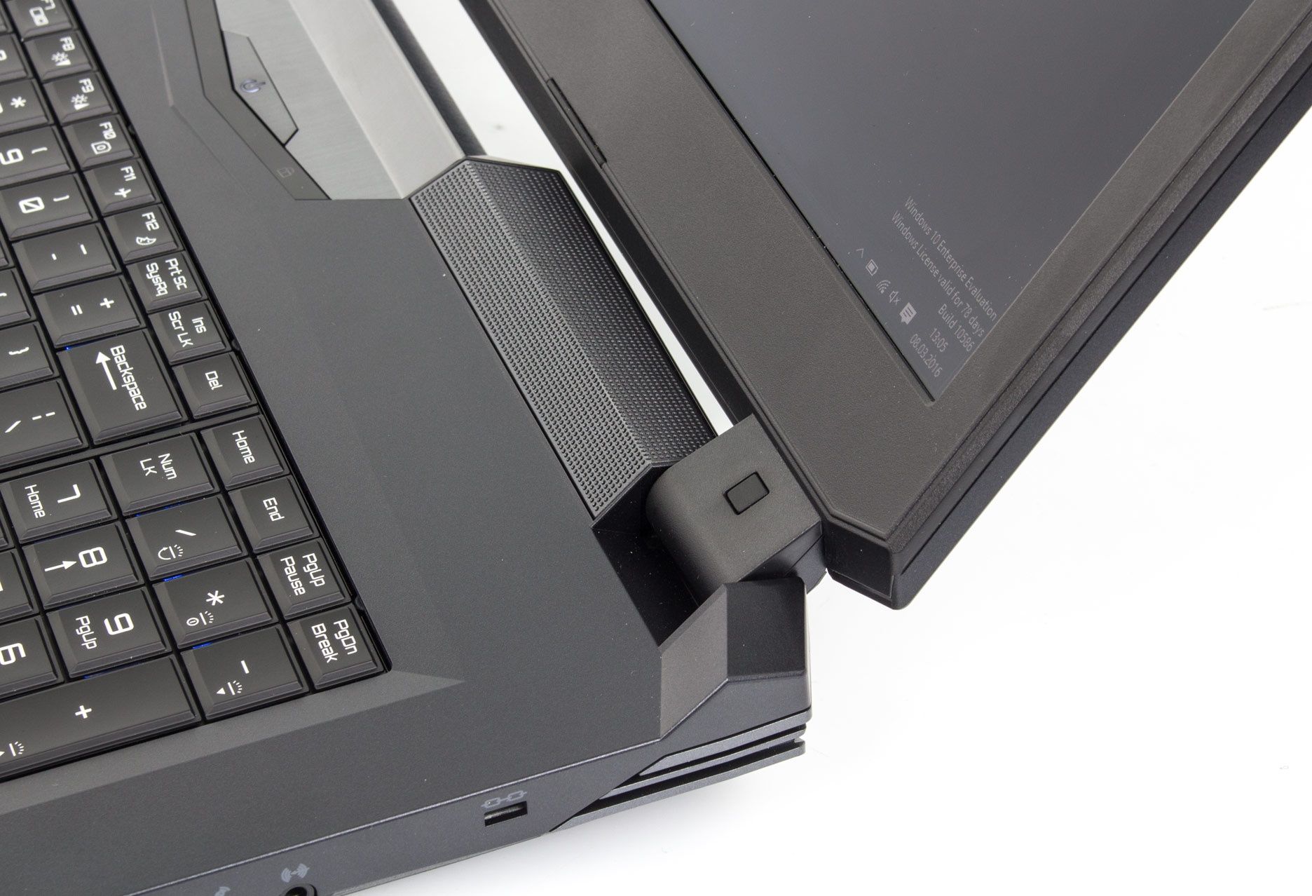 Hyperbook X77DM-G zawias