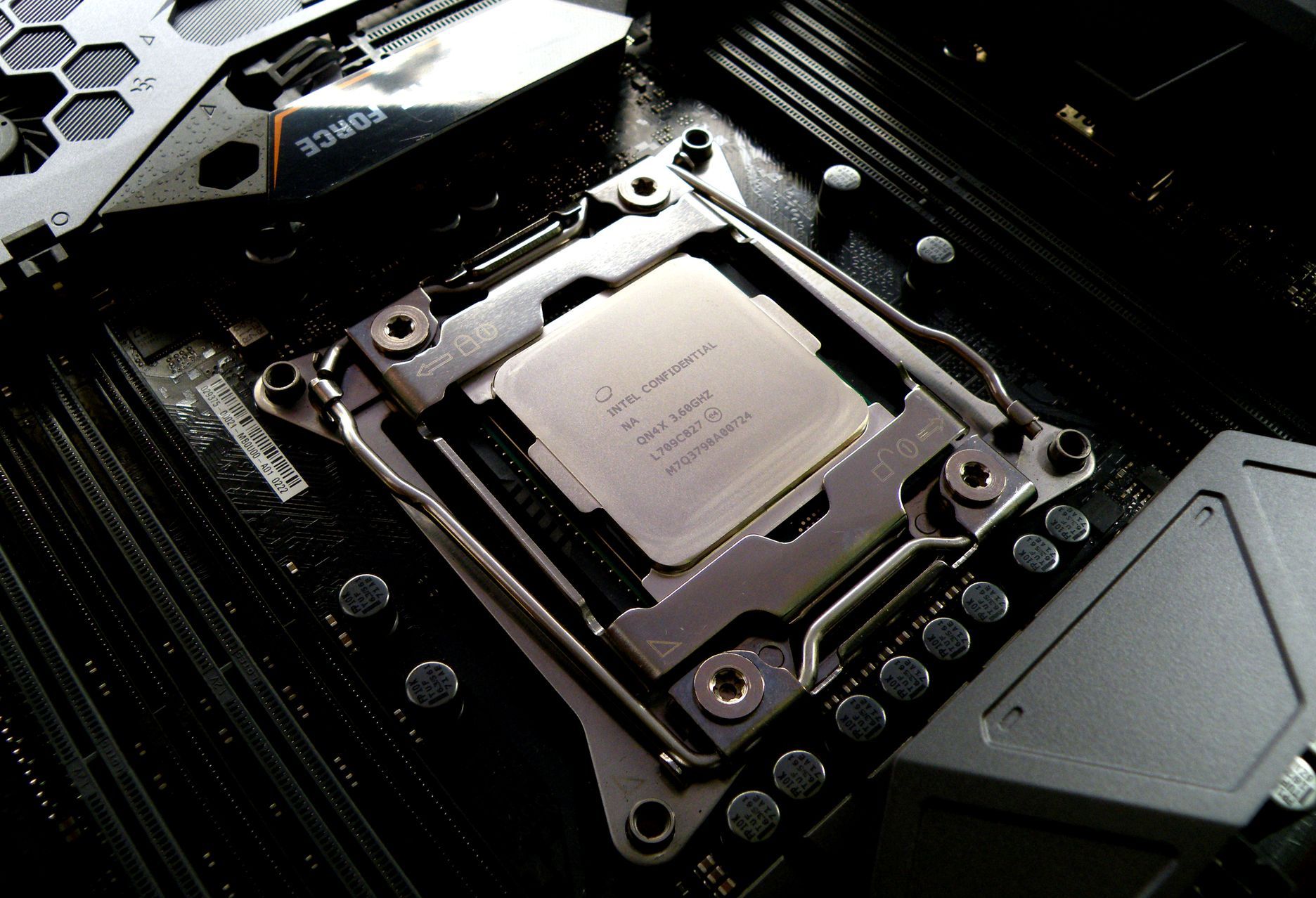 Intel Core i7-7820X ES