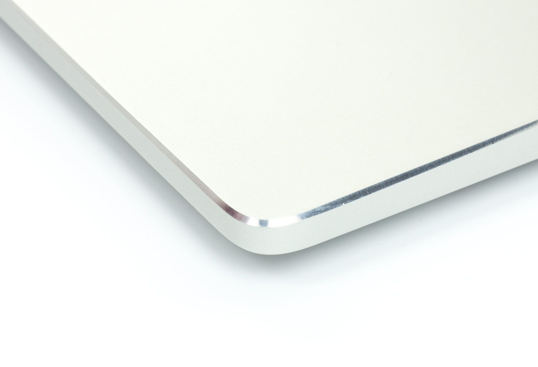 Asus Zenbook Pro UX501 krawędź