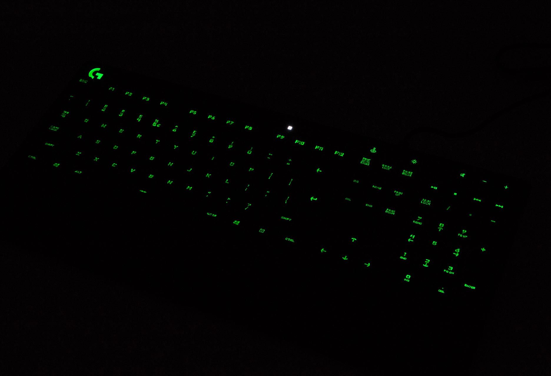 Logitech G213 Prodigy - zielone podświetlenie